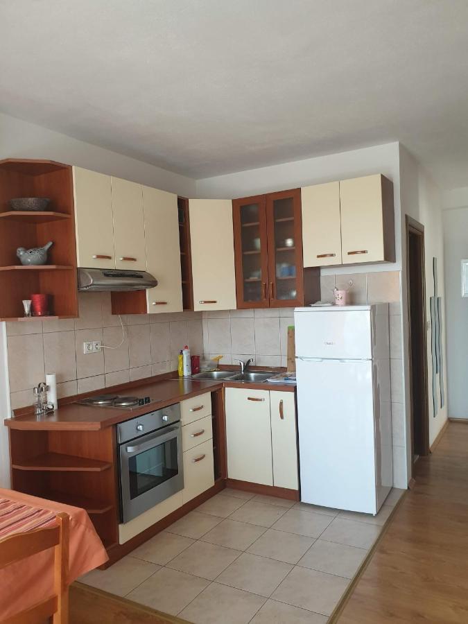 Apartment Perica Омиш Экстерьер фото
