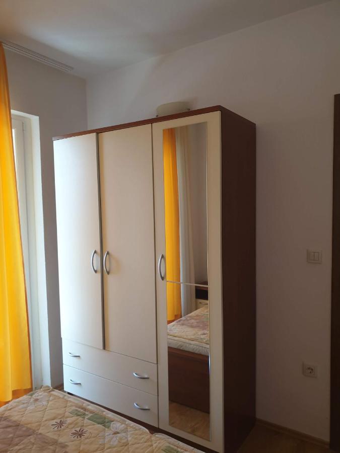 Apartment Perica Омиш Экстерьер фото