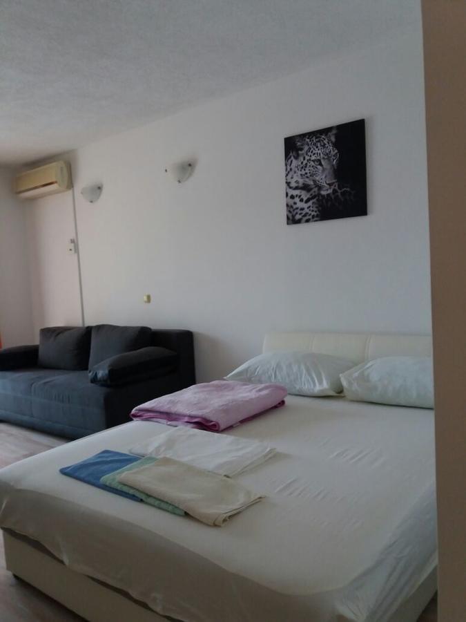 Apartment Perica Омиш Экстерьер фото